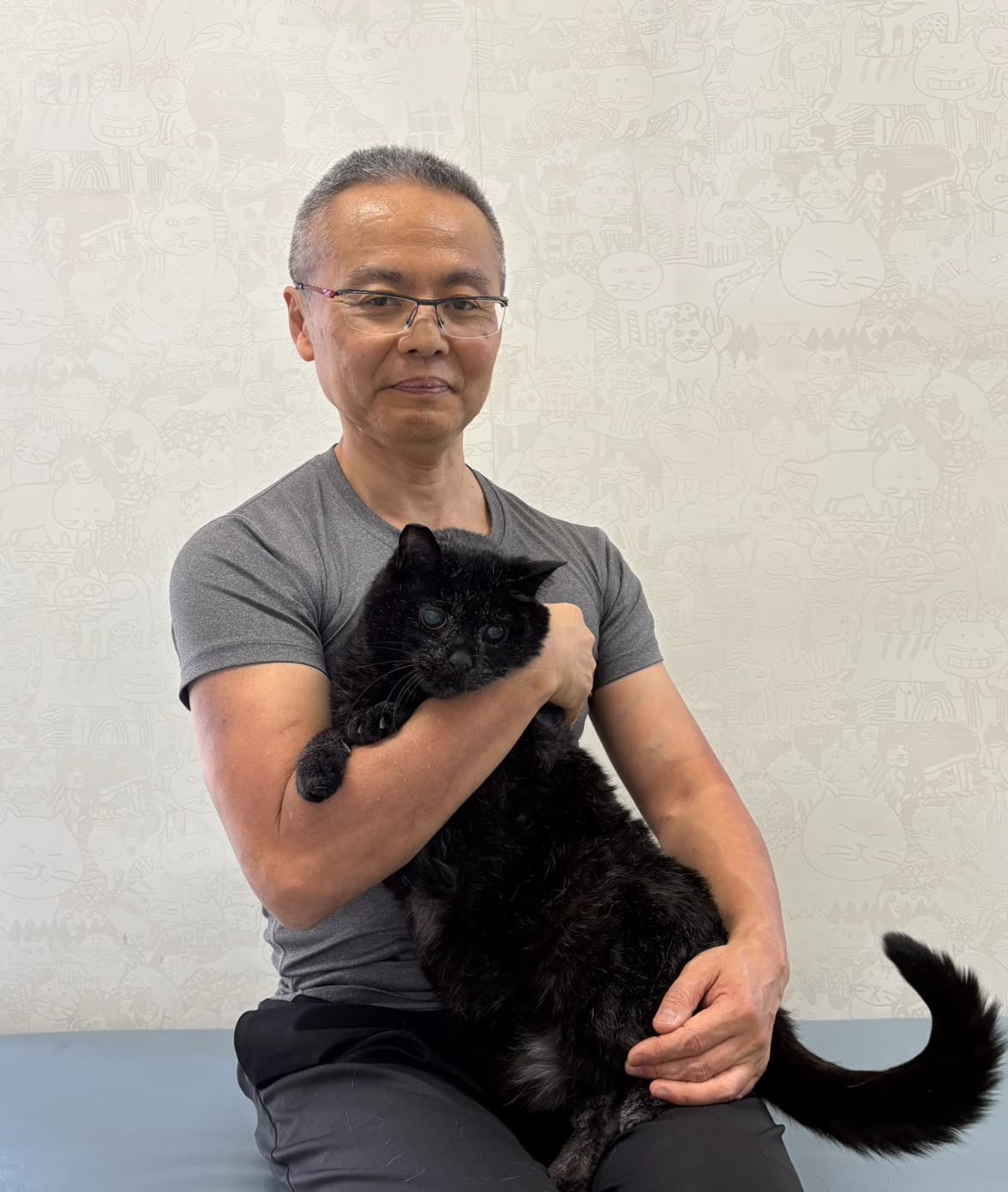 獣医師 花本文雄